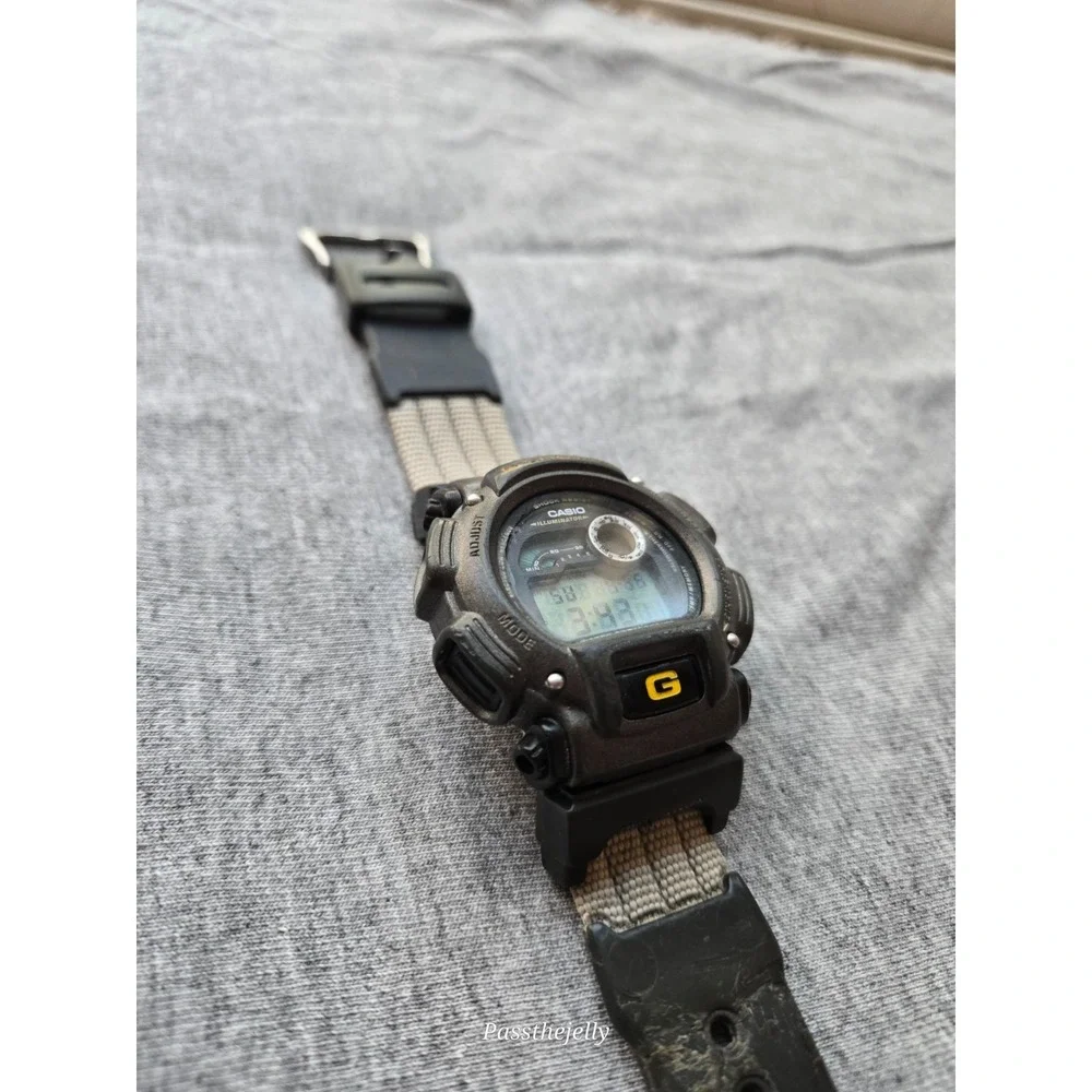 Casio G Shock Watch Mens DW-9052‎ Digital Black Military Nylon Strap Illuminator